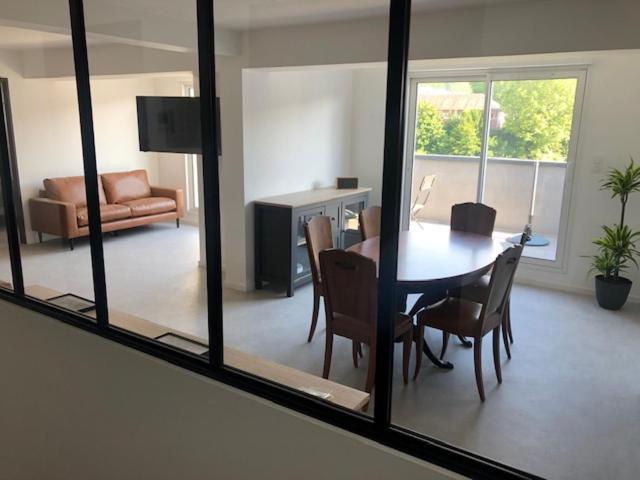 Loft Reve Du Soir 125 M2 Climatise 350 M De La Gare Apartment Lourdes Luaran gambar