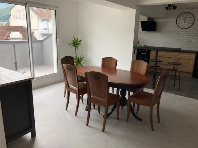 Loft Reve Du Soir 125 M2 Climatise 350 M De La Gare Apartment Lourdes Luaran gambar